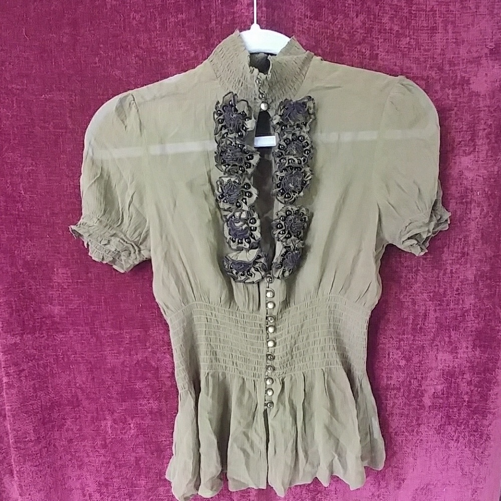🌸bebe silk top
